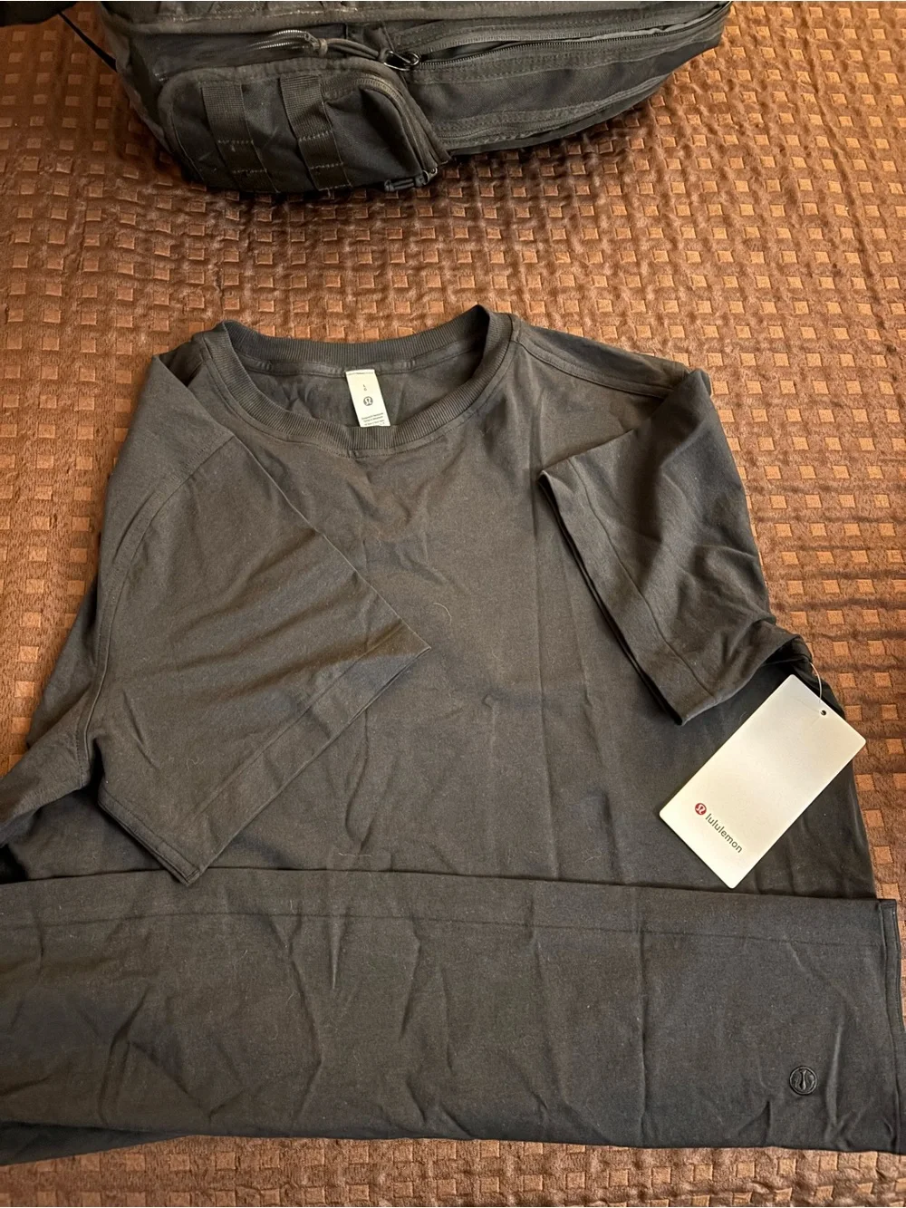 lululemon athletica Short Sleeve Tee - Black